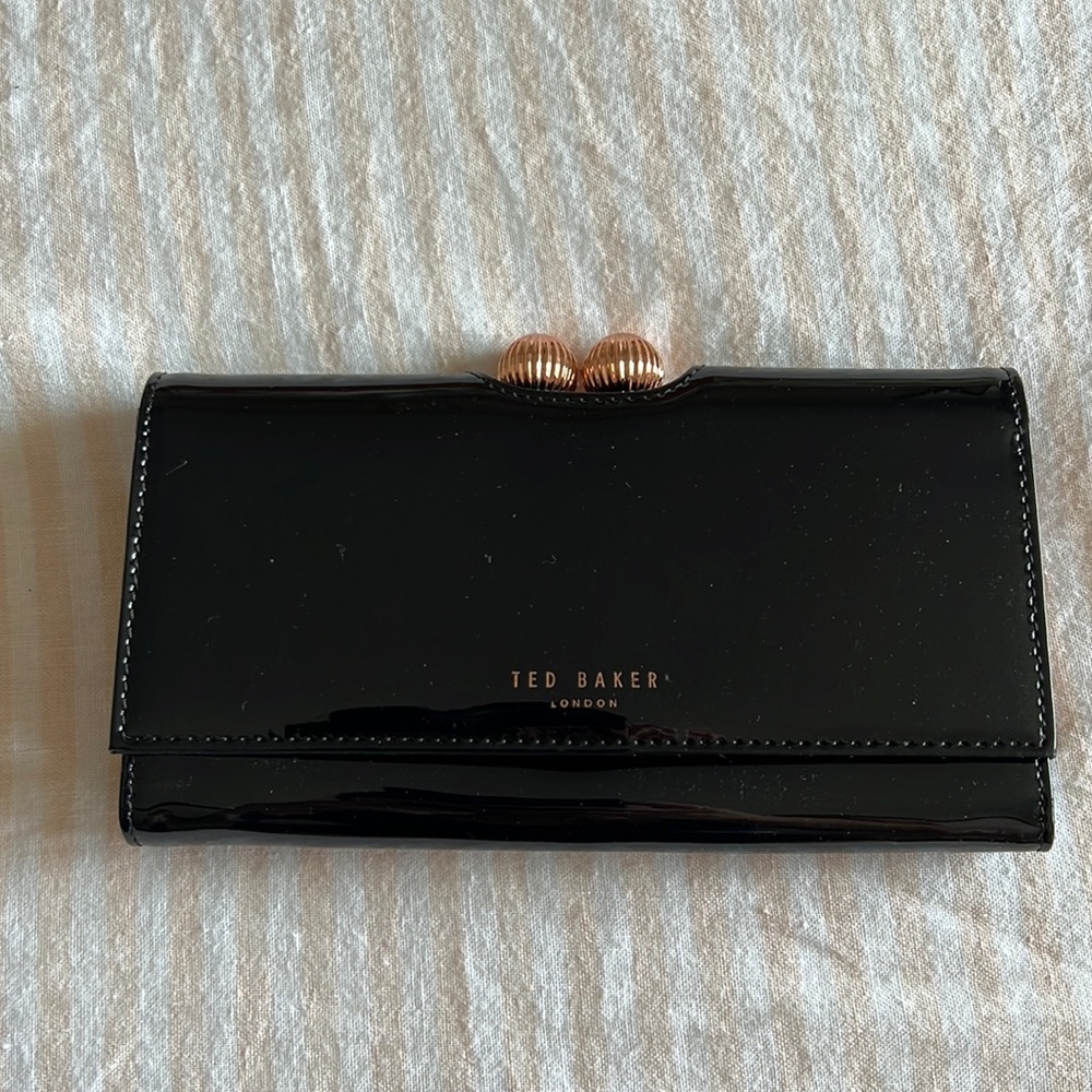 Ted baker wallet